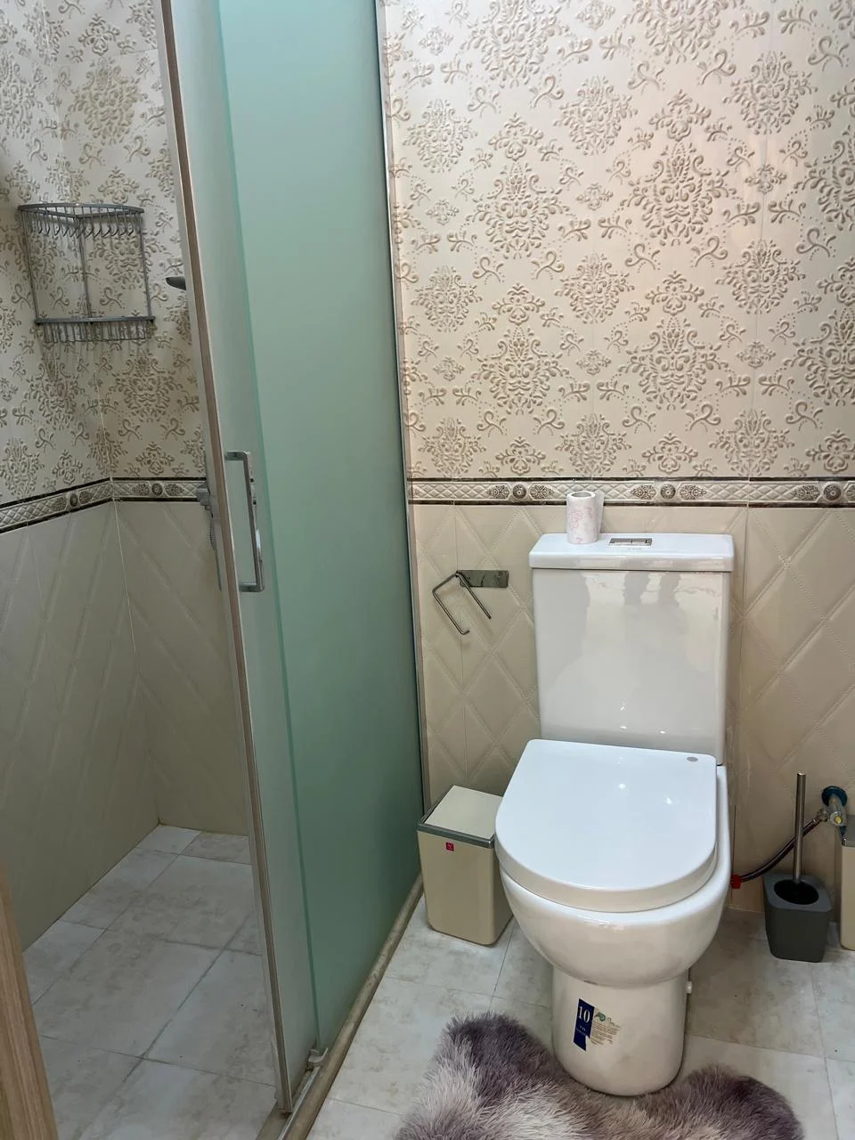 Kirayə 3 otaqlı Mənzil 100 m² Xətai r.
