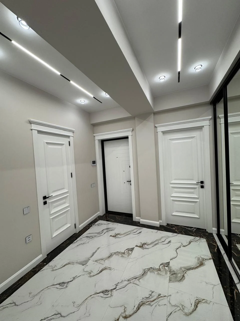 Kirayə 3 otaqlı Mənzil 110 m² Xətai r.