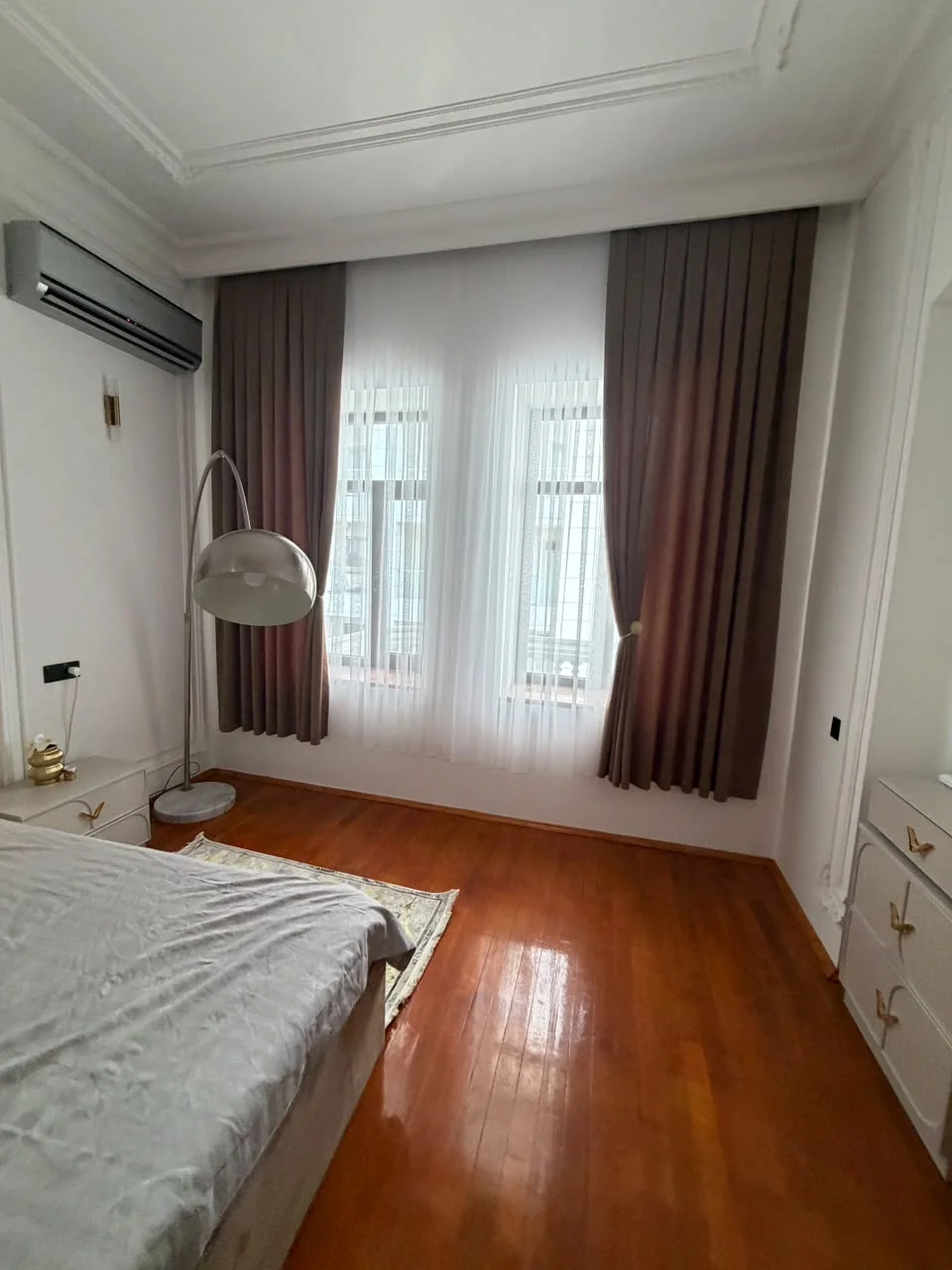 Kirayə 3 otaqlı Mənzil 140 m² Səbail r. – şəkil 15
