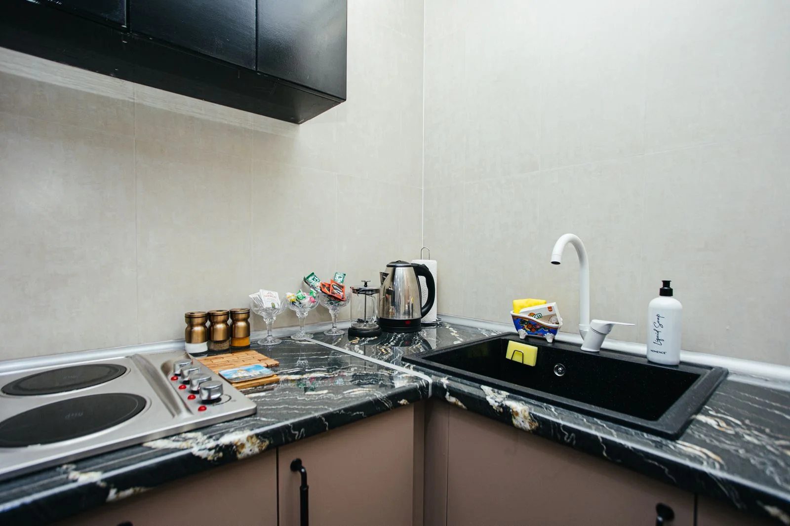 Kirayə 3 otaqlı Mənzil 167 m² Yasamal r.