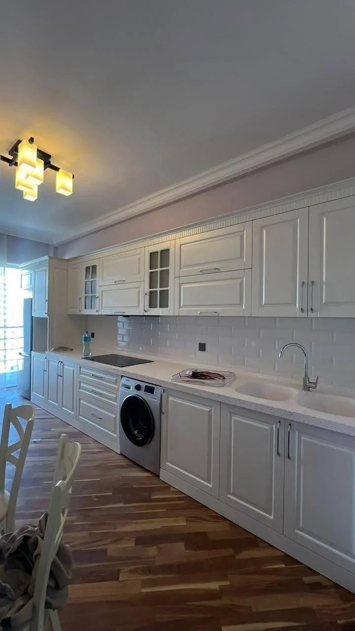 Kirayə 3 otaqlı Mənzil 150 m² Nərimanov r.