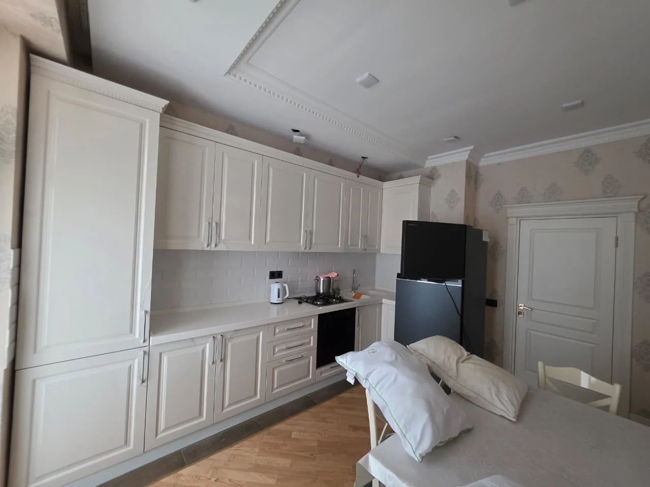 Kirayə 4 otaqlı Mənzil 142 m² Nəsimi r.