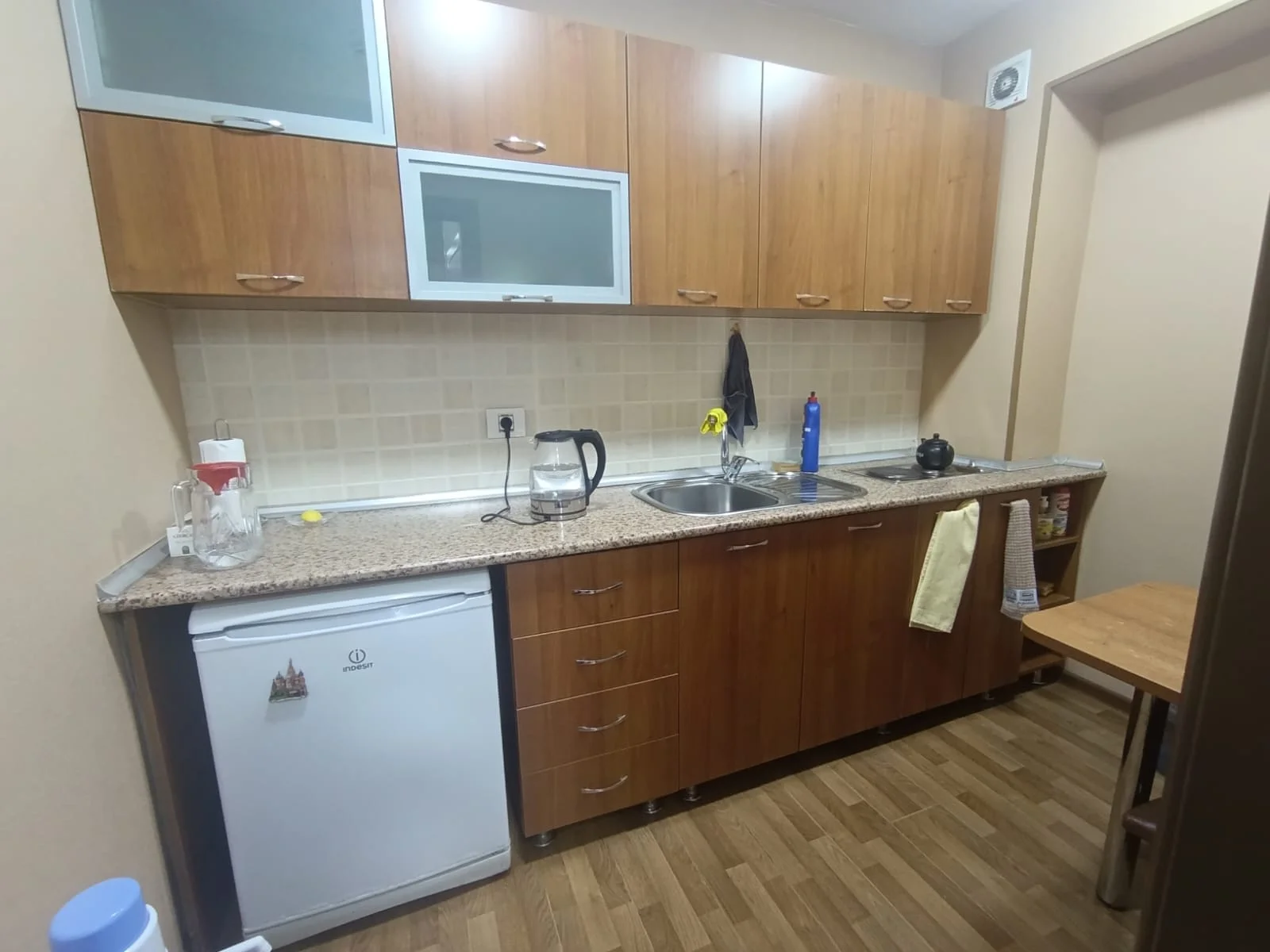 Kirayə 4 otaqlı Ofis 101 m² Yasamal r.