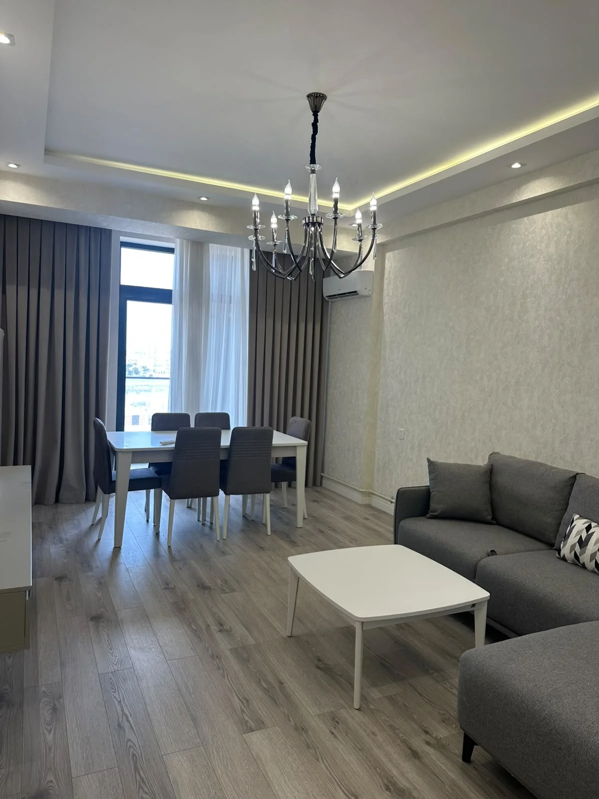 Kirayə 3 otaqlı Mənzil 100 m² Nərimanov r.