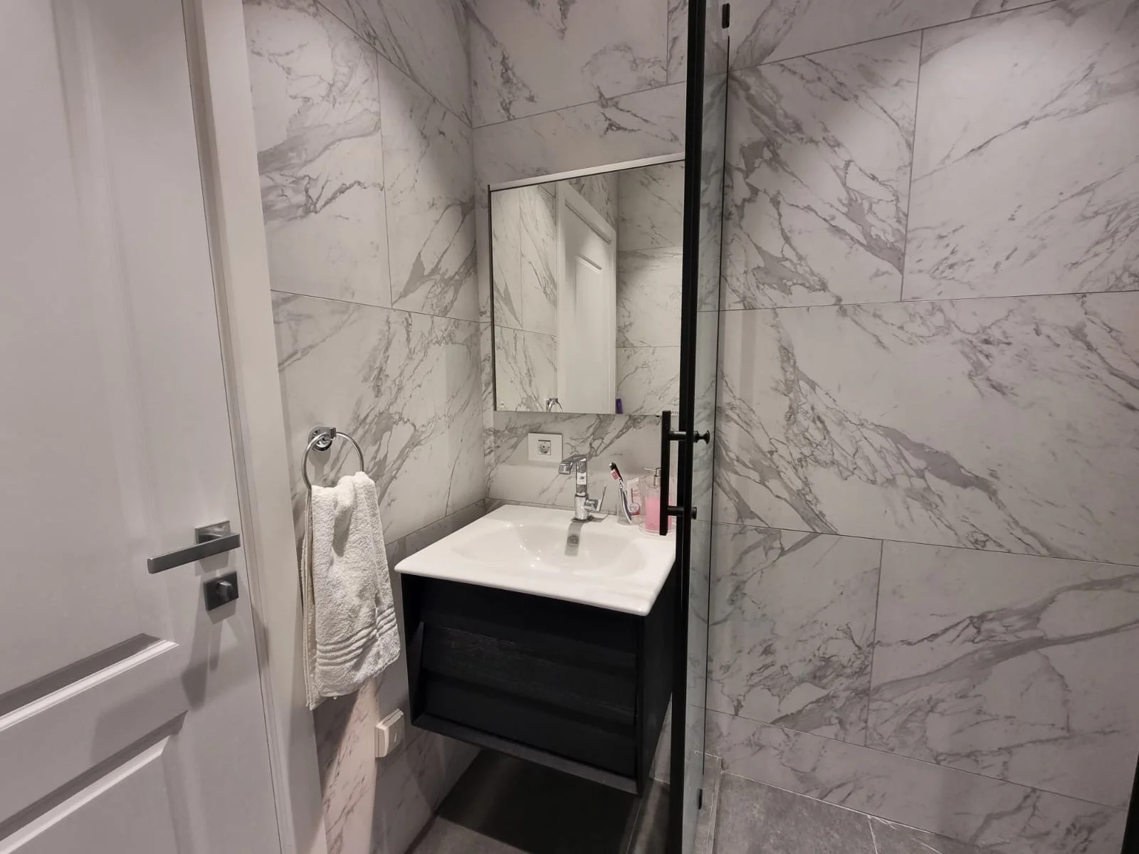 Kirayə 3 otaqlı Mənzil 100 m² Xətai r. Ağ şəhər q. – şəkil 7