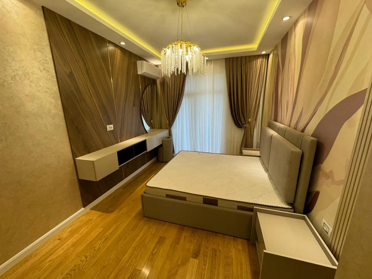 Kirayə 3 otaqlı Mənzil 110 m² Nərimanov r.