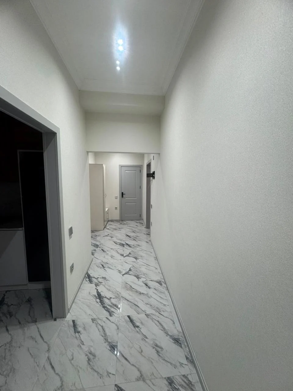 Kirayə 2 otaqlı Mənzil 70 m² Nəsimi r.