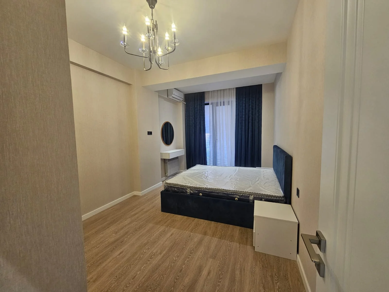 Kirayə 2 otaqlı Mənzil 80 m² Xətai r.