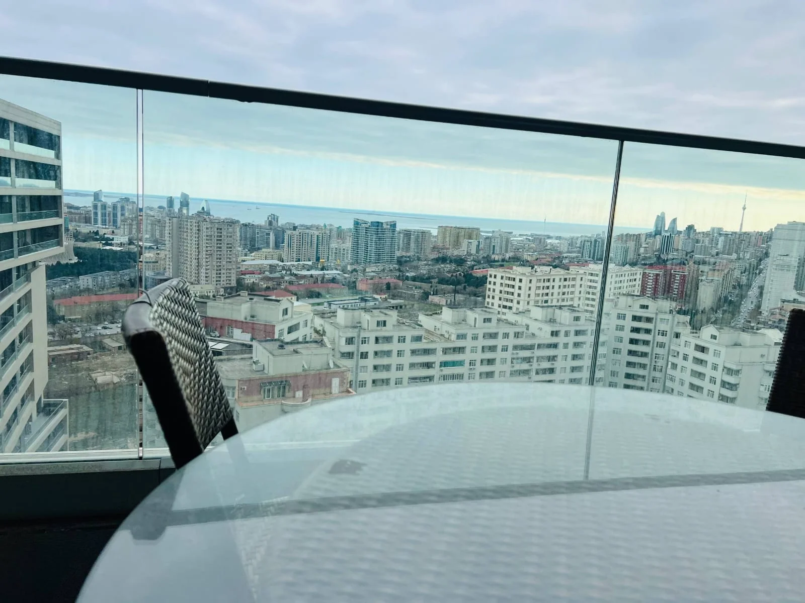 Kirayə 3 otaqlı Mənzil 178 m² Nəsimi r. – şəkil 16