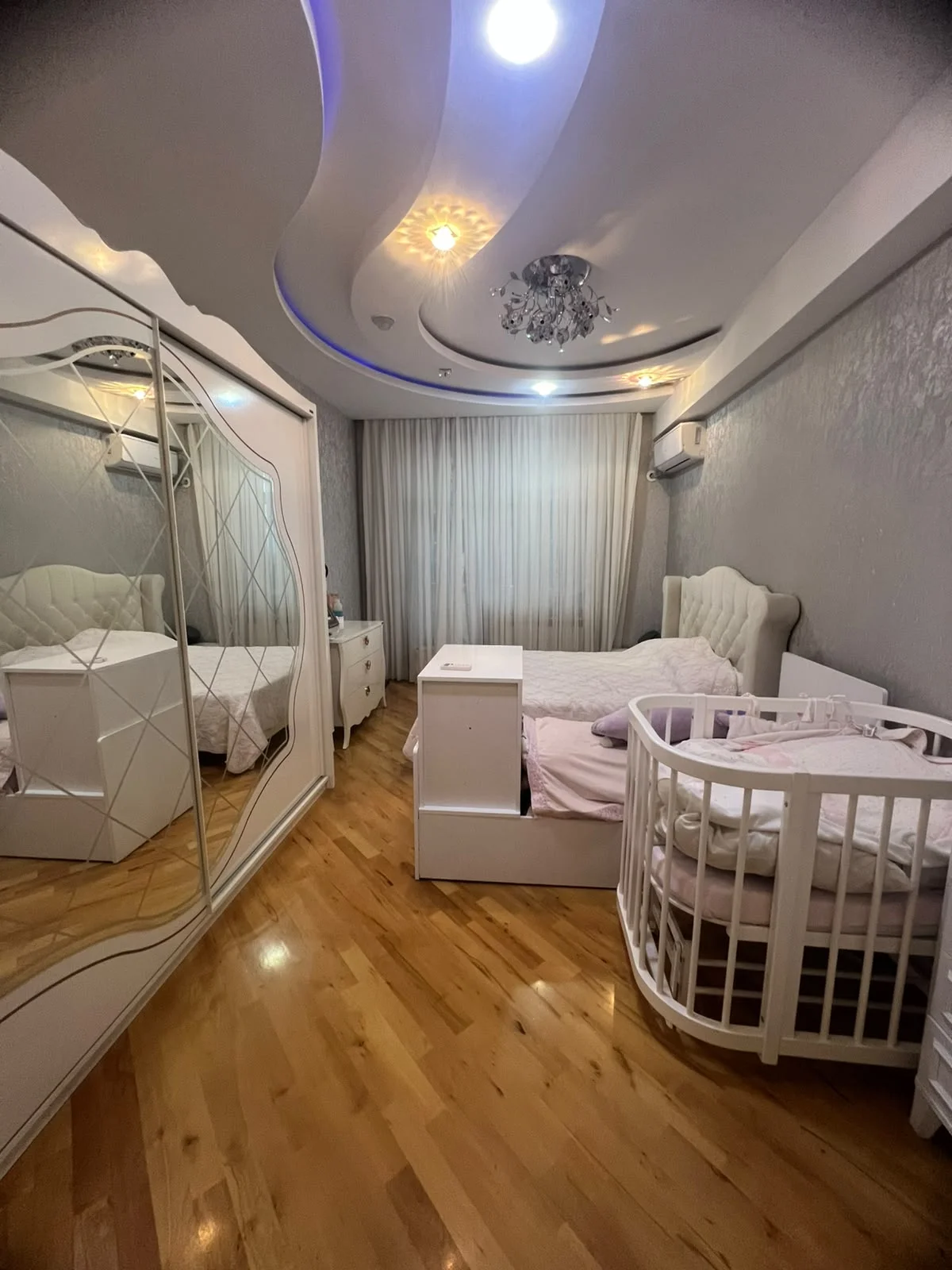 Kirayə 3 otaqlı Mənzil 86 m² Nərimanov r.