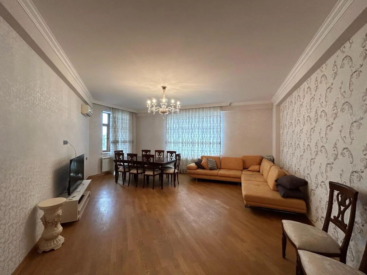 Kirayə 3 otaqlı Mənzil 145 m² Nərimanov r. Nərimanov m. – şəkil 1