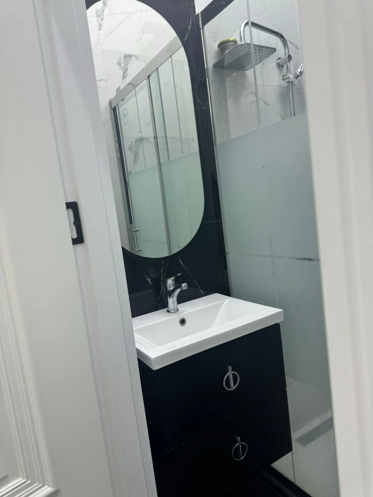 Kirayə 3 otaqlı Mənzil 125 m² Nəsimi r.