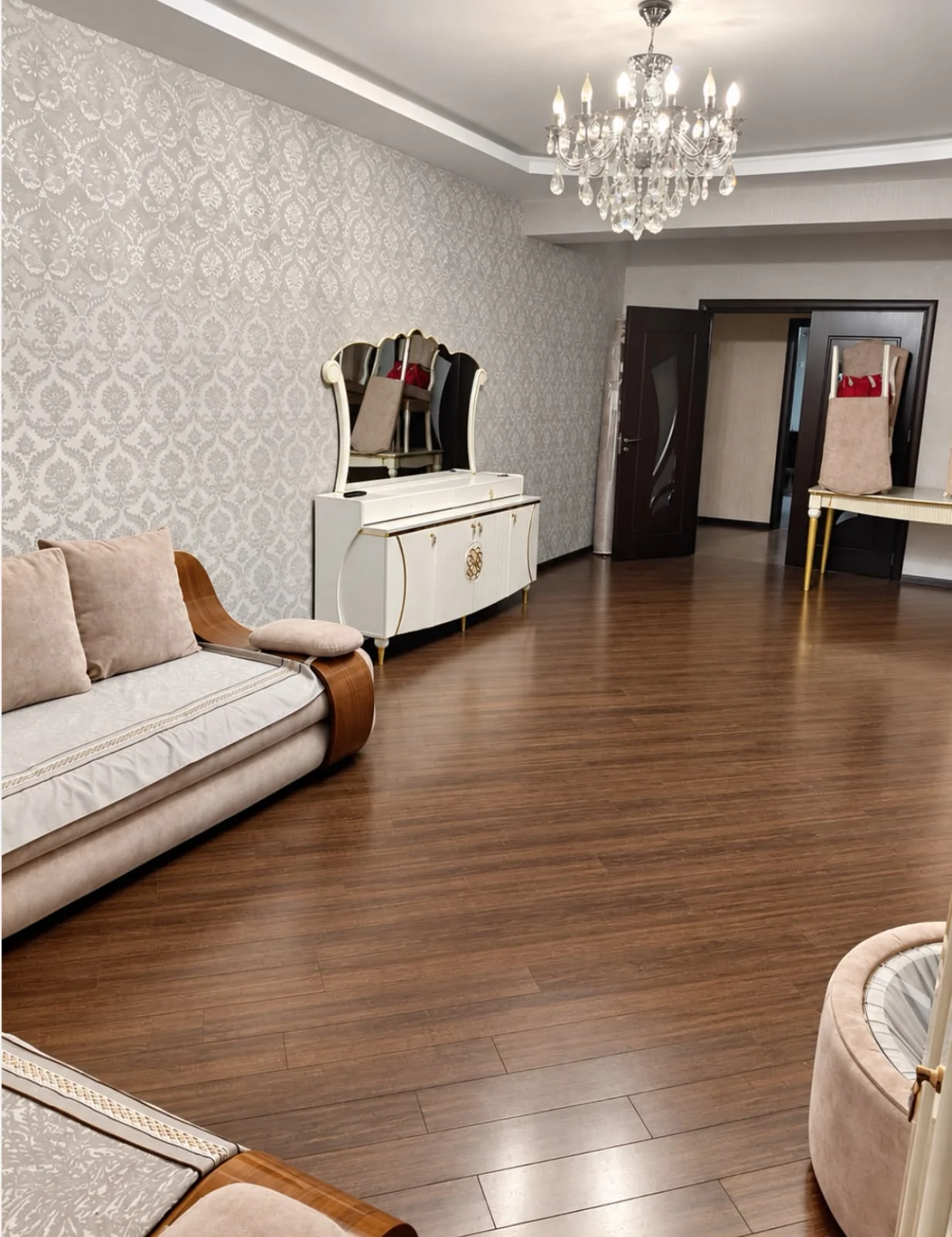 Kirayə 3 otaqlı Mənzil 120 m² Yasamal r.