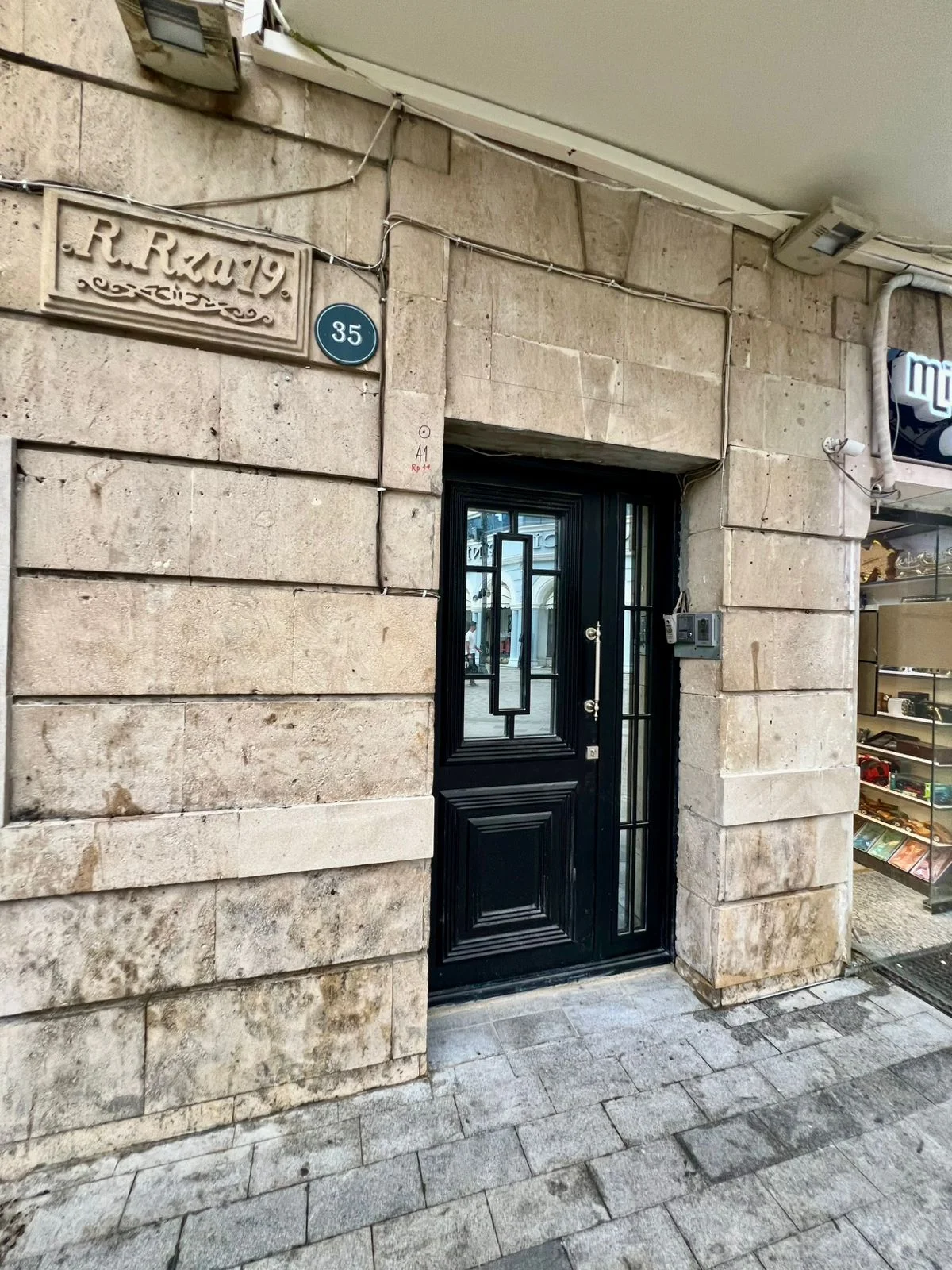 Kirayə 4 otaqlı Ofis 250 m² Səbail r. – şəkil 4