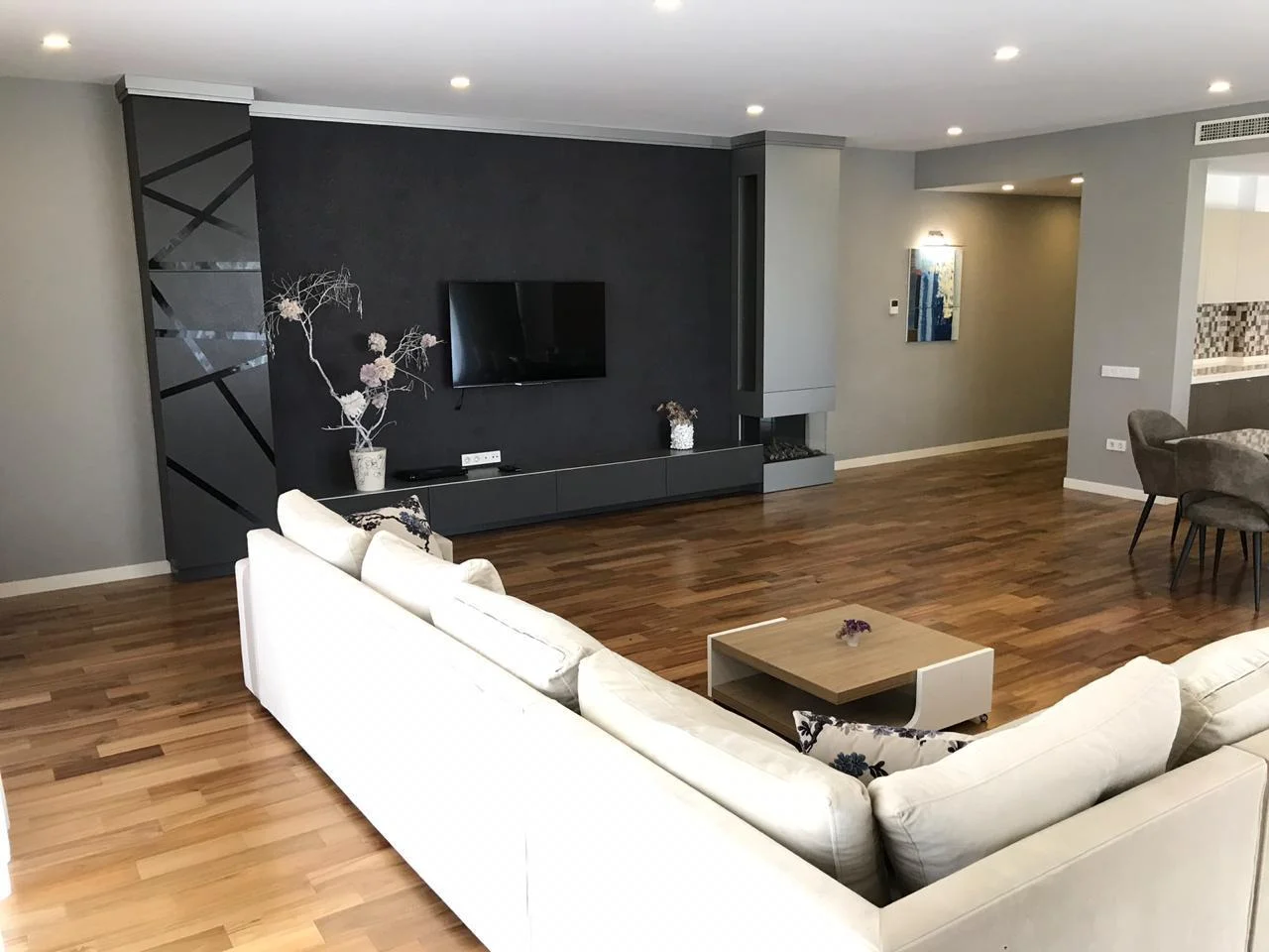 Kirayə 4 otaqlı Mənzil 380 m² Xətai r.