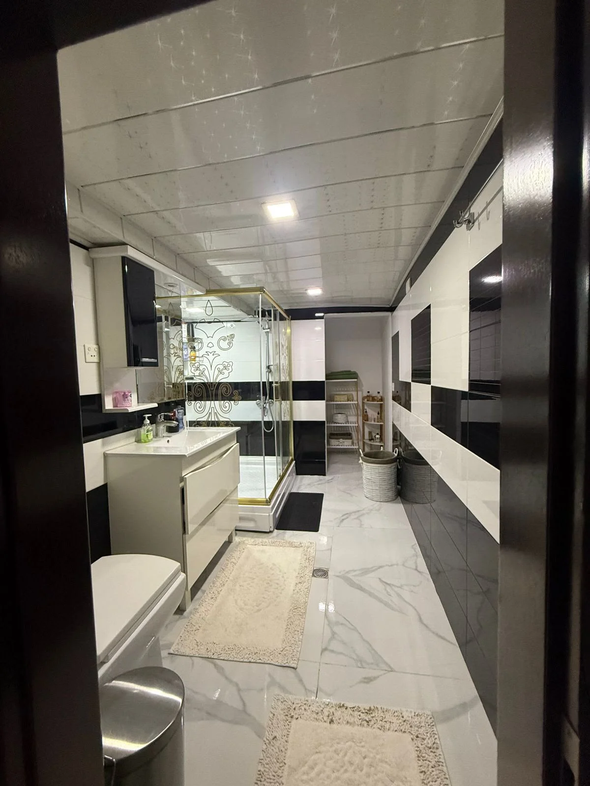 Kirayə 2 otaqlı Mənzil 70 m² Səbail r. Sahil m. – şəkil 12
