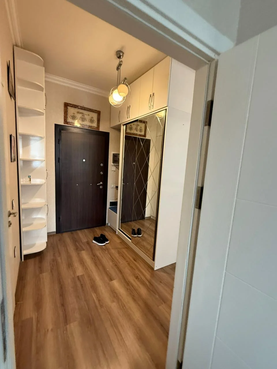 Kirayə 2 otaqlı Mənzil 70 m² Yasamal r. – şəkil 3