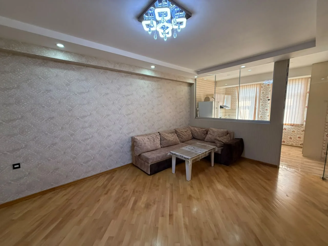 Kirayə 2 otaqlı Mənzil 70 m² Yasamal r. – şəkil 2