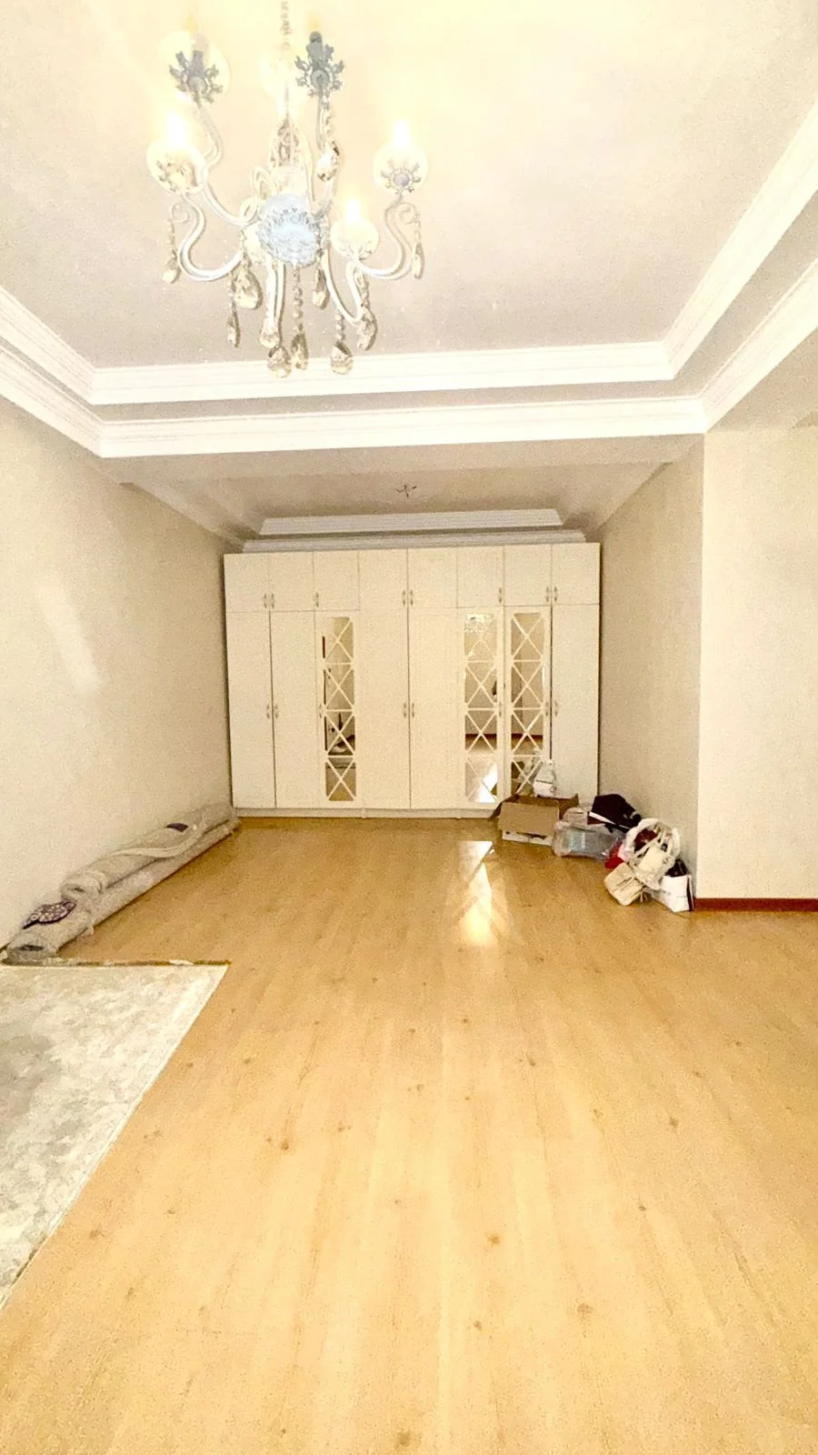 Kirayə 3 otaqlı Mənzil 185 m² Nəsimi r.