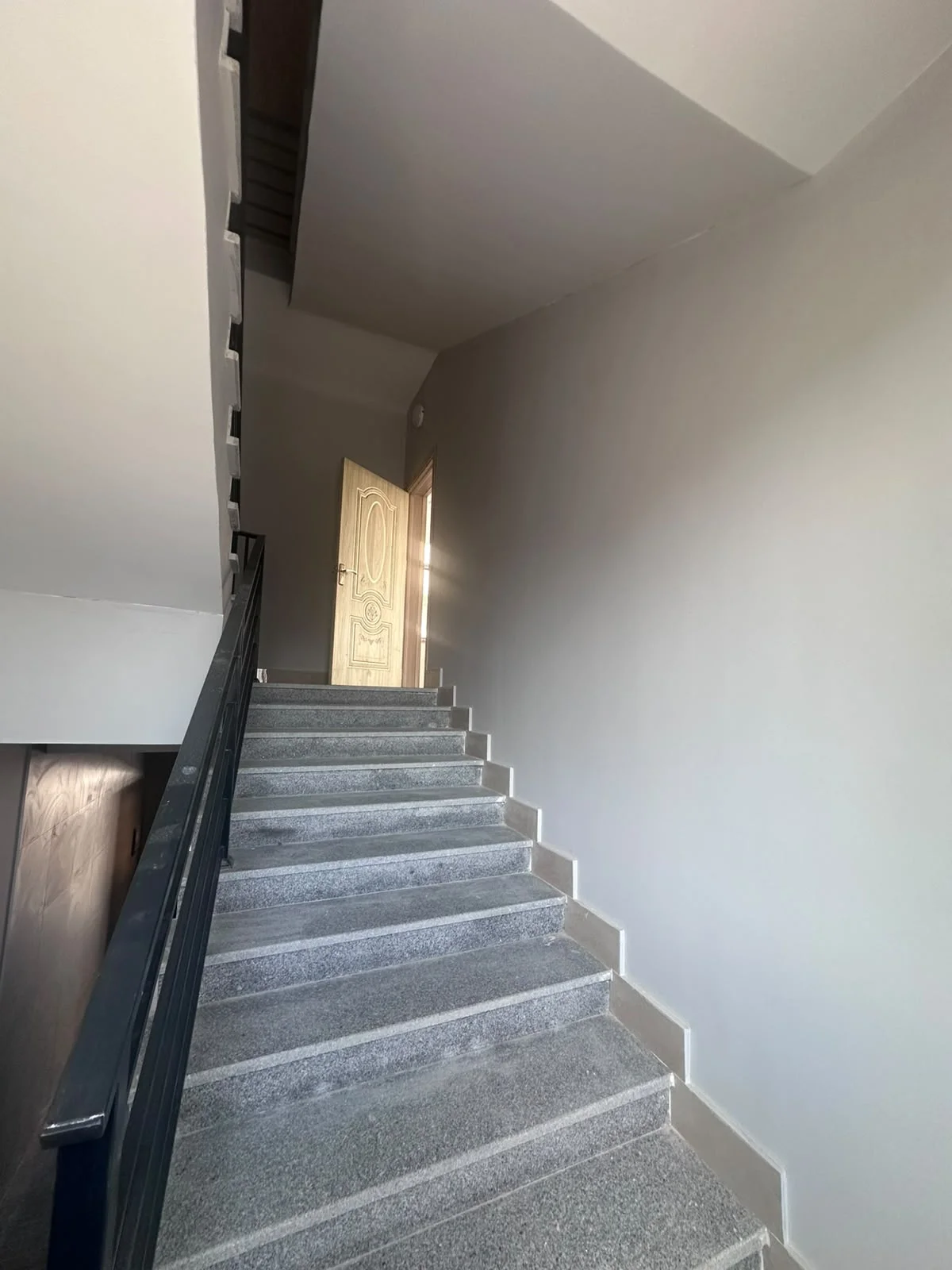 Kirayə Obyekt 350 m² Binəqədi r.