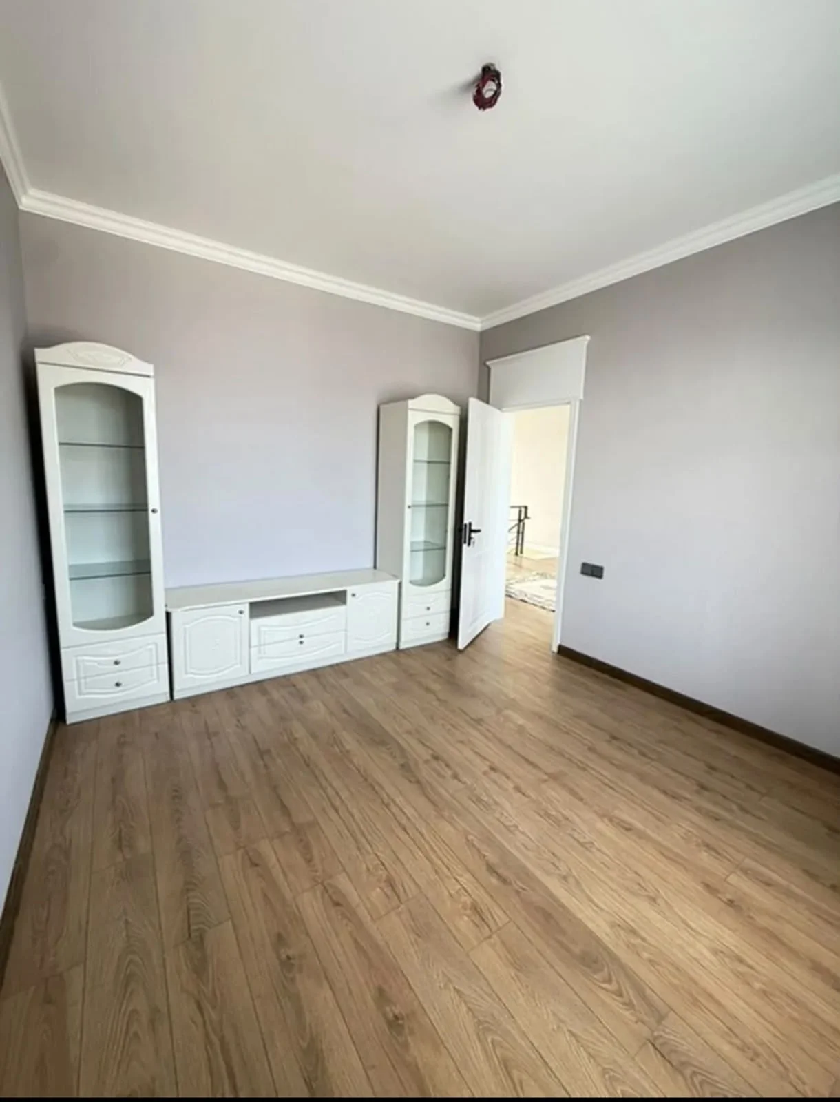 Satılır 5 otaqlı Həyət evi / Bağ evi 150 m² Sabunçu r. Savalan q. Koroğlu m. – şəkil 17