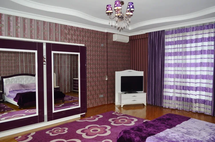 Kirayə 4 otaqlı Mənzil 150 m² Yasamal r. – şəkil 7