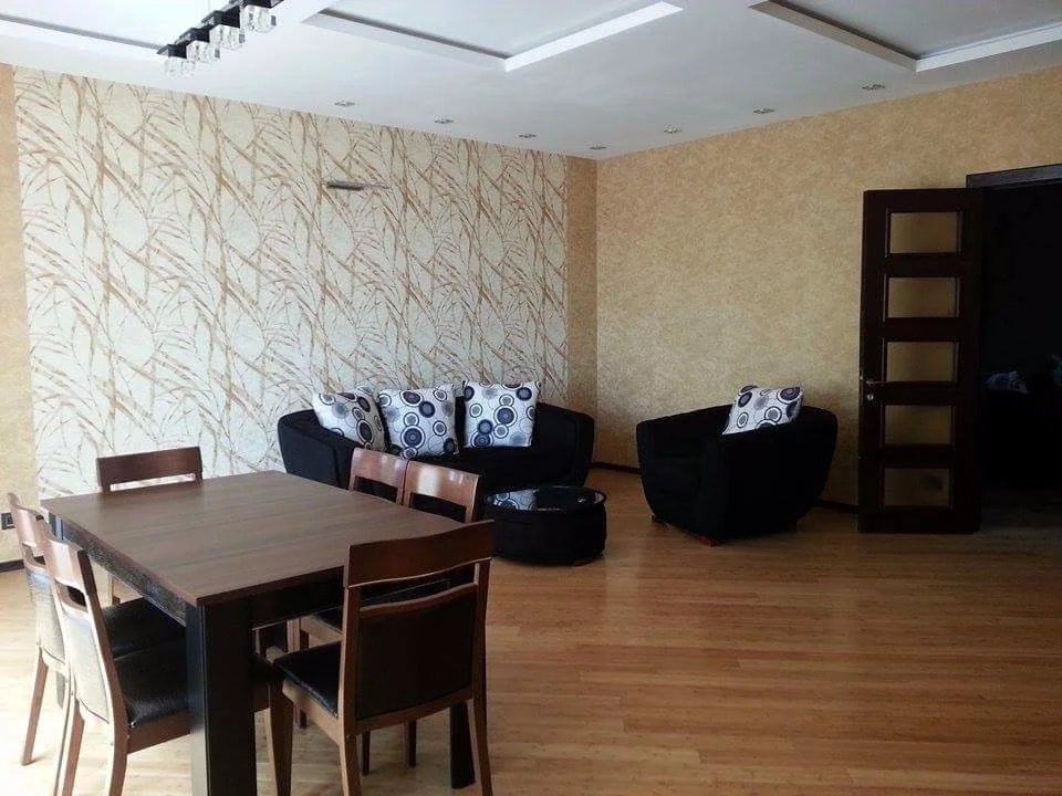 Satılır 3 otaqlı Mənzil 174 m² Yasamal r.