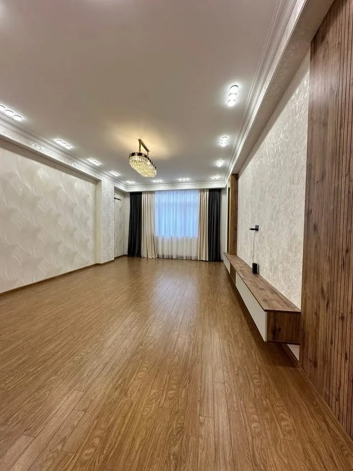 Satılır 3 otaqlı Mənzil 136 m² Suraxanı r.