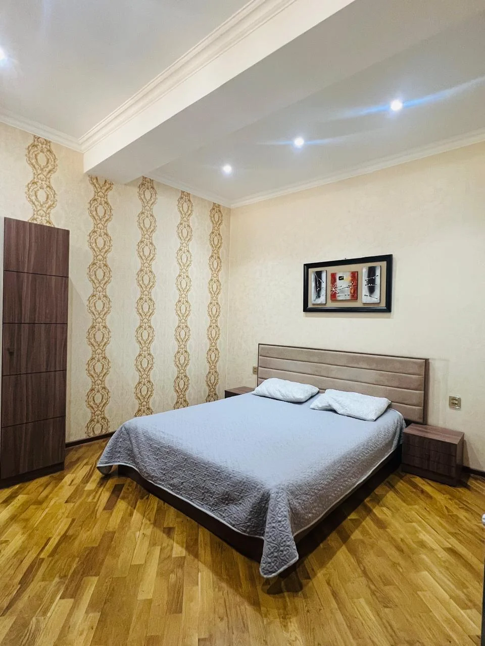 Kirayə 2 otaqlı Mənzil 70 m² Nərimanov r. – şəkil 13