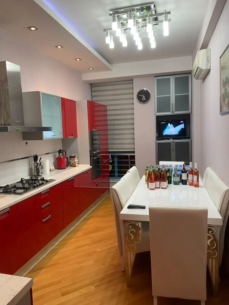 Kirayə 3 otaqlı Mənzil 120 m² Yasamal r. – şəkil 9