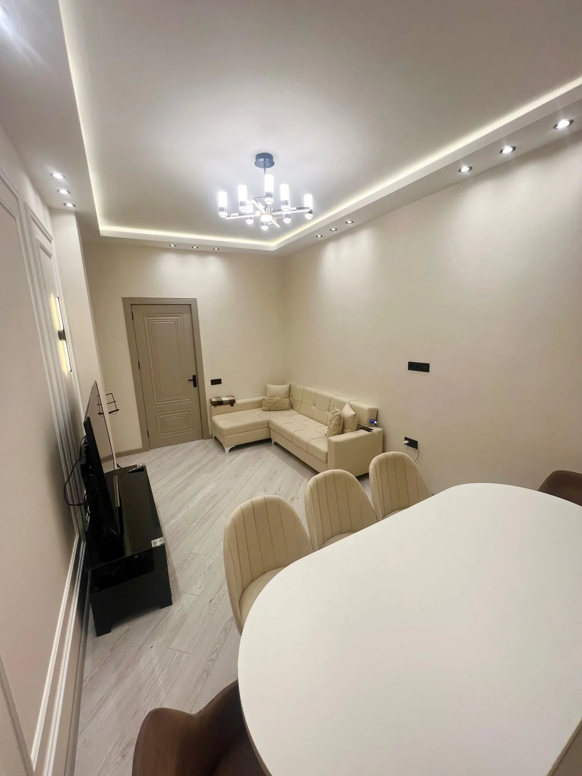 Satılır 2 otaqlı Mənzil 71 m² Yasamal r. – şəkil 5