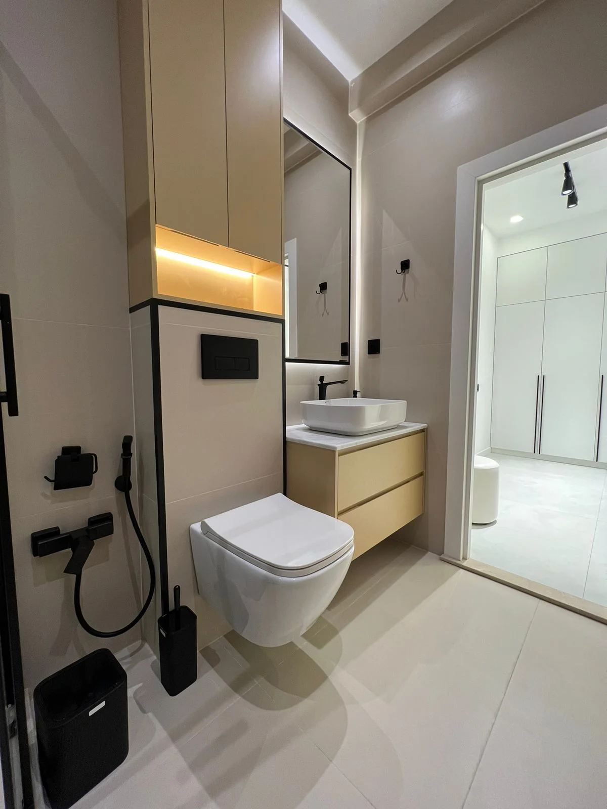 Kirayə 3 otaqlı Mənzil 95 m² Xətai r.