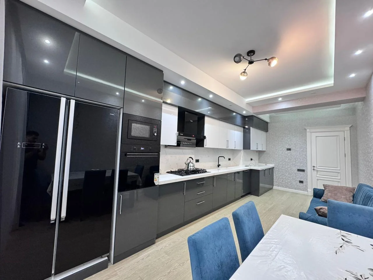Kirayə 3 otaqlı Mənzil 160 m² Nərimanov r.