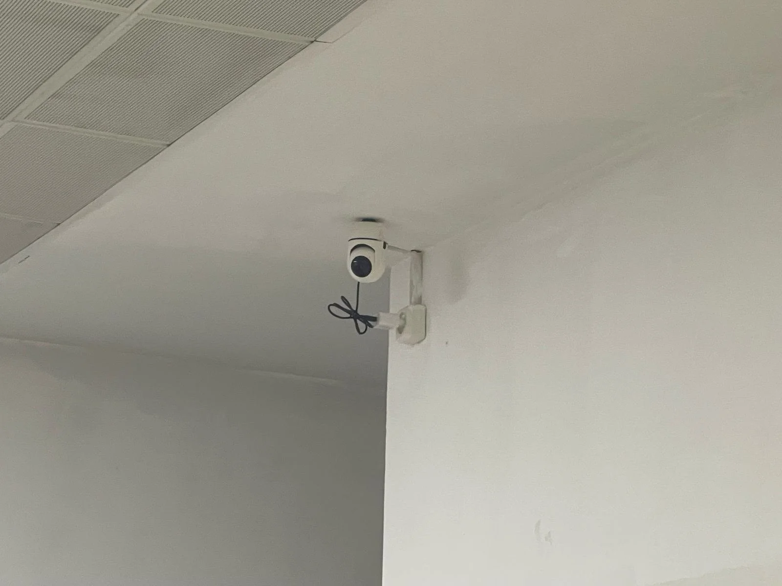 Kirayə 5 otaqlı Ofis 200 m² Xətai r.