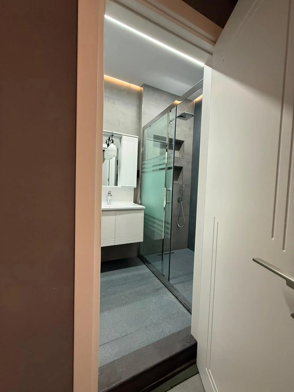 Kirayə 2 otaqlı Mənzil 60 m² Xətai r.