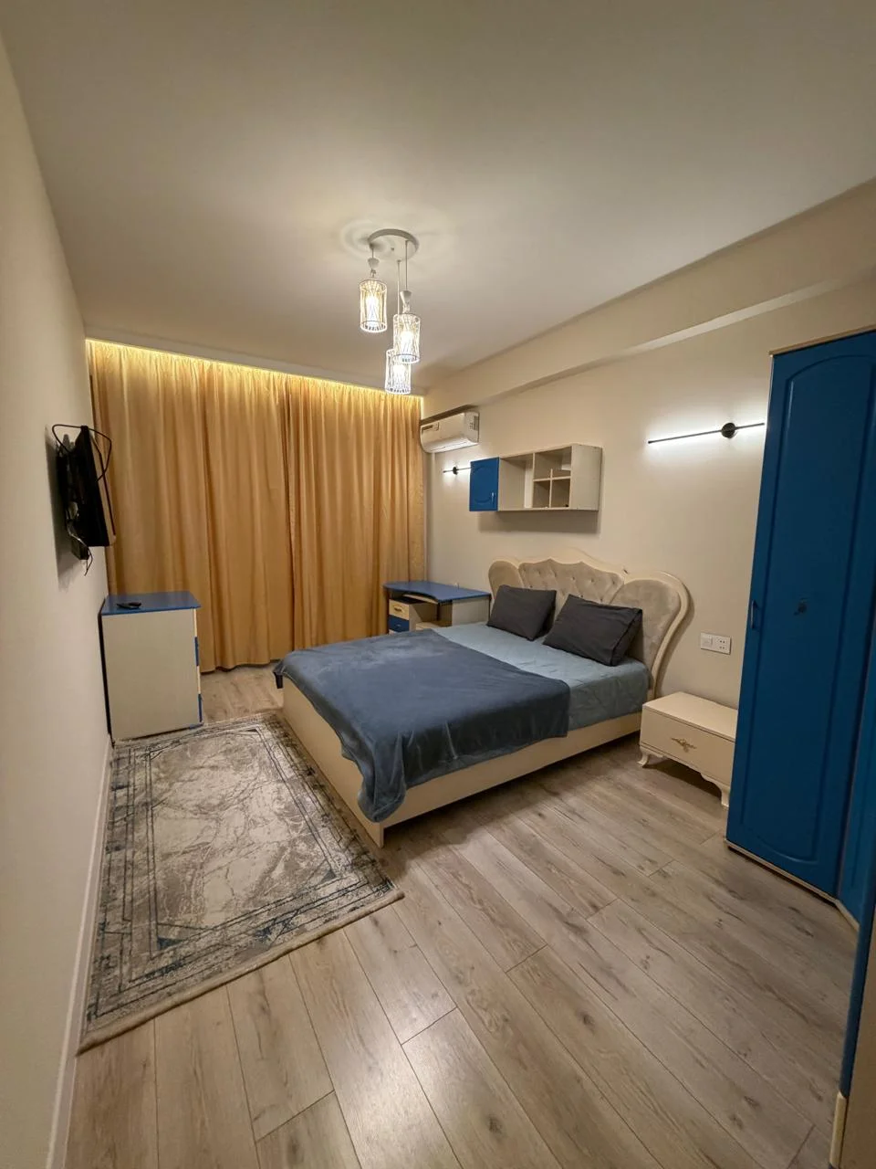 Kirayə 3 otaqlı Mənzil 120 m² Xətai r.