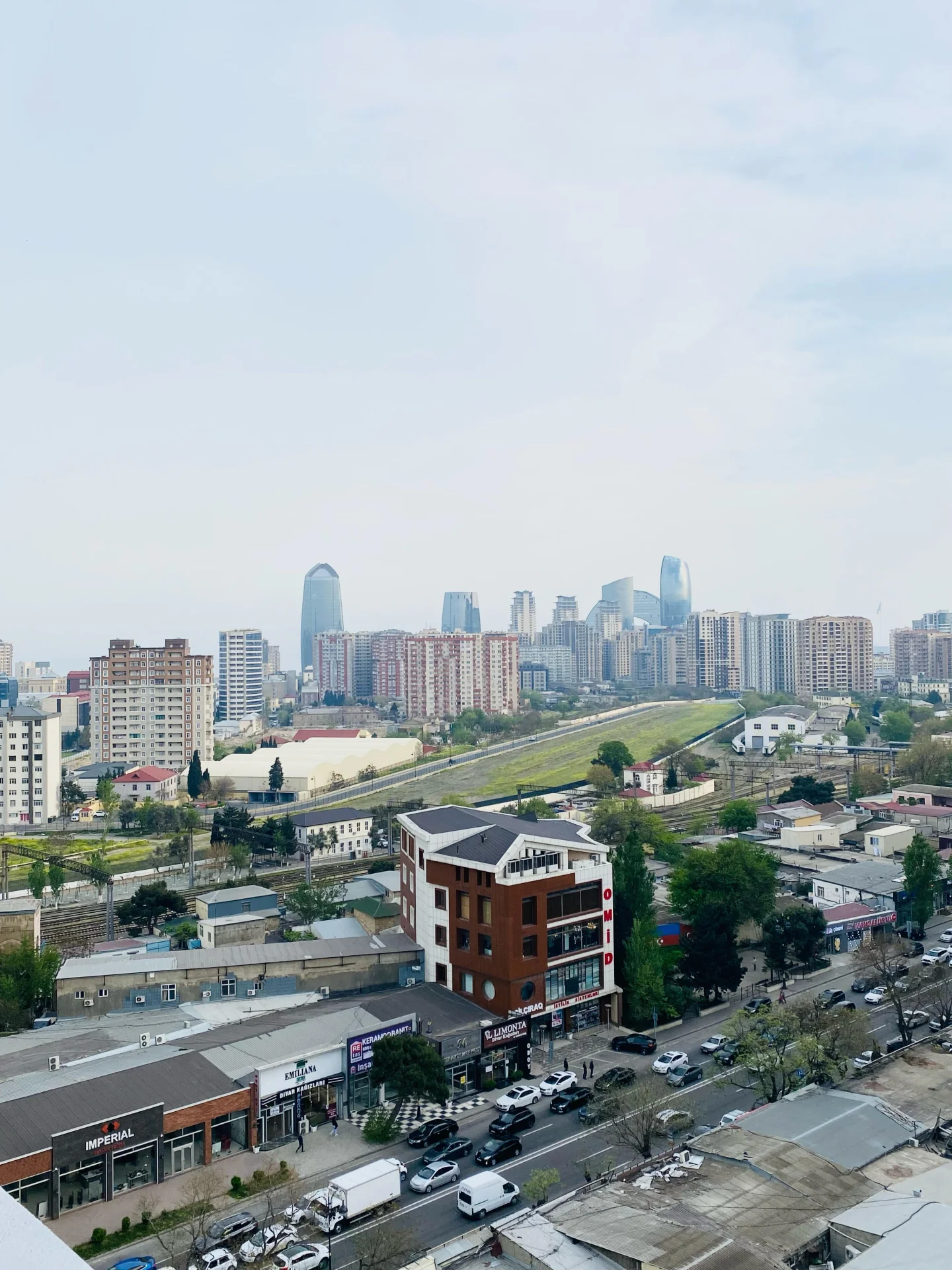 Kirayə 2 otaqlı Mənzil 77 m² Nərimanov r. Nərimanov m. – şəkil 1
