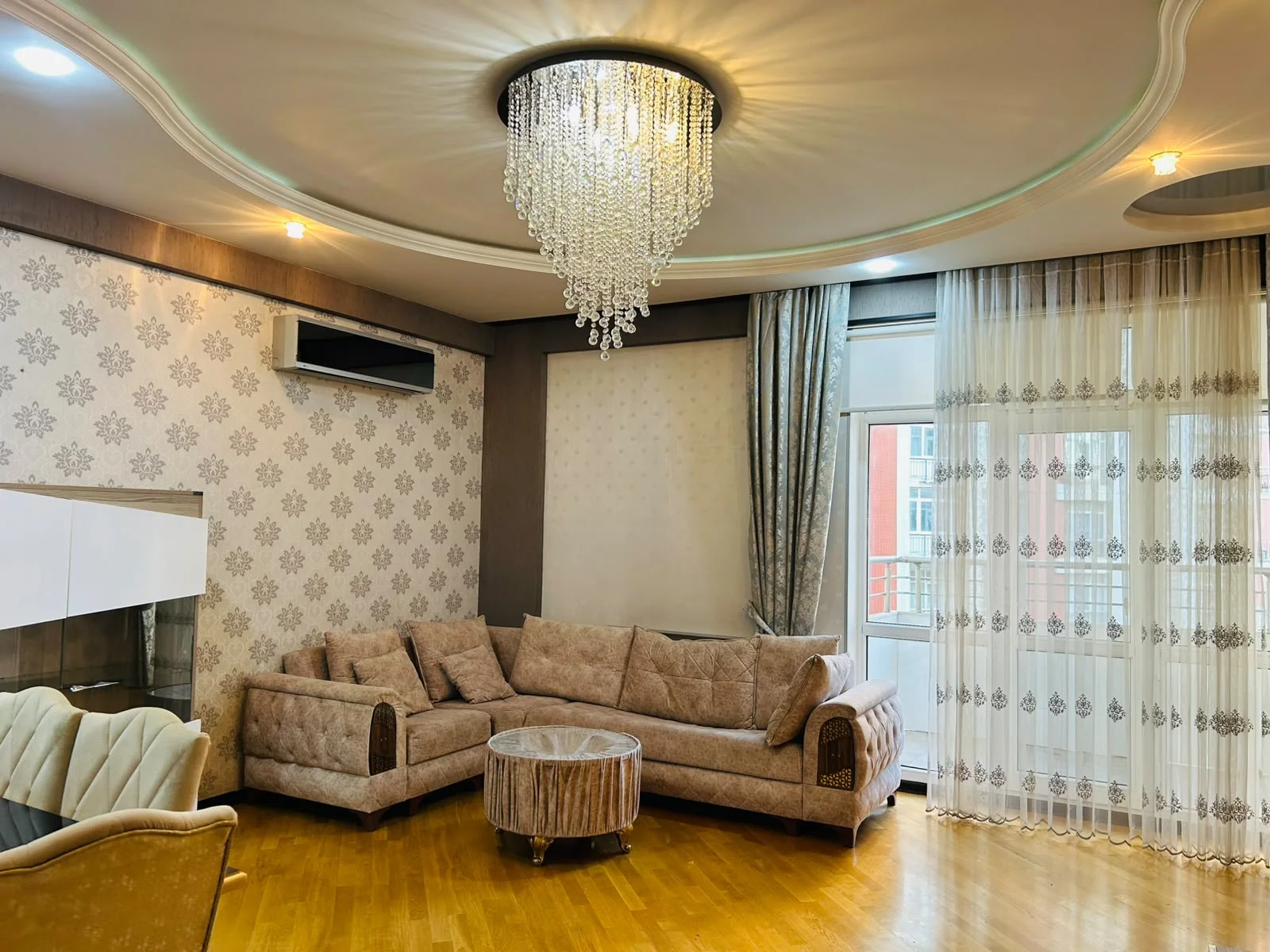 Kirayə 4 otaqlı Mənzil 166 m² Nərimanov r. Nərimanov m. – şəkil 2