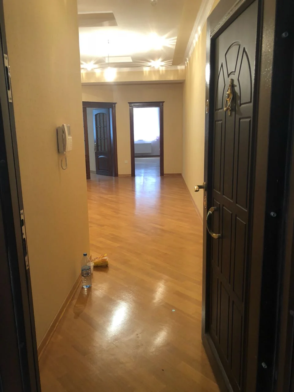 Kirayə 3 otaqlı Mənzil 150 m² Yasamal r. Elmlər Akademiyası m. – şəkil 3