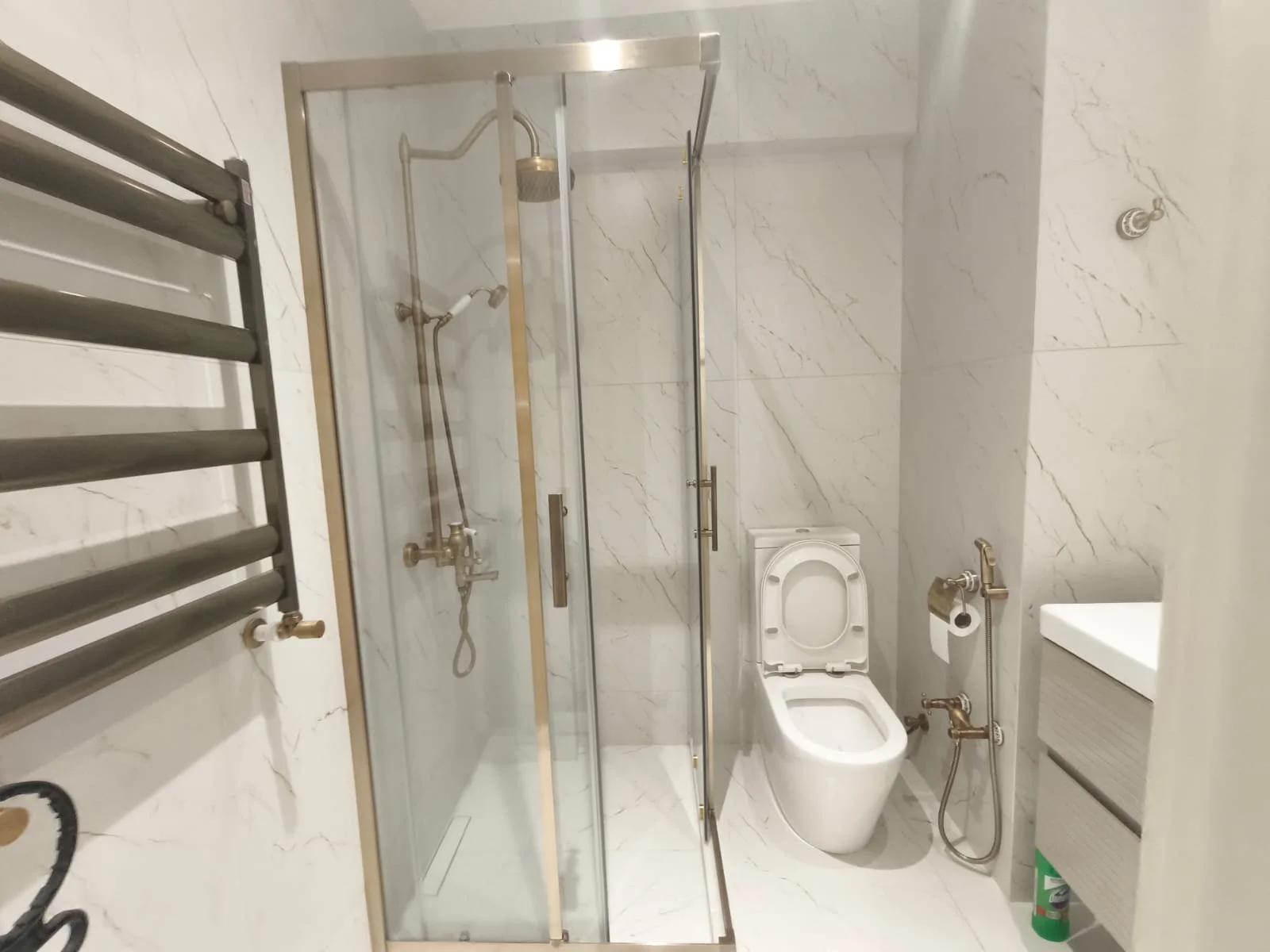 Kirayə 2 otaqlı Mənzil 65 m² Bakı – şəkil 8