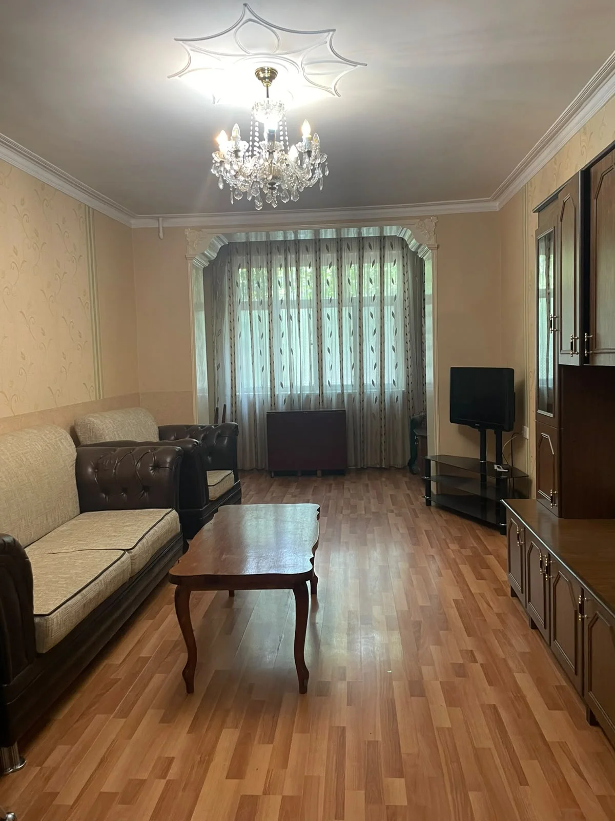 Kirayə 3 otaqlı Mənzil 90 m² Yasamal r.
