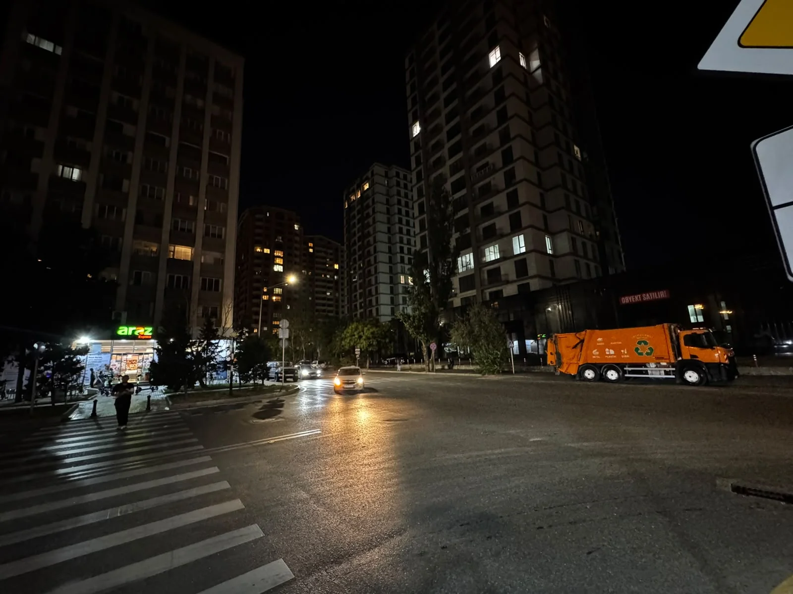 Kirayə 3 otaqlı Mənzil 102 m² Nəsimi r.