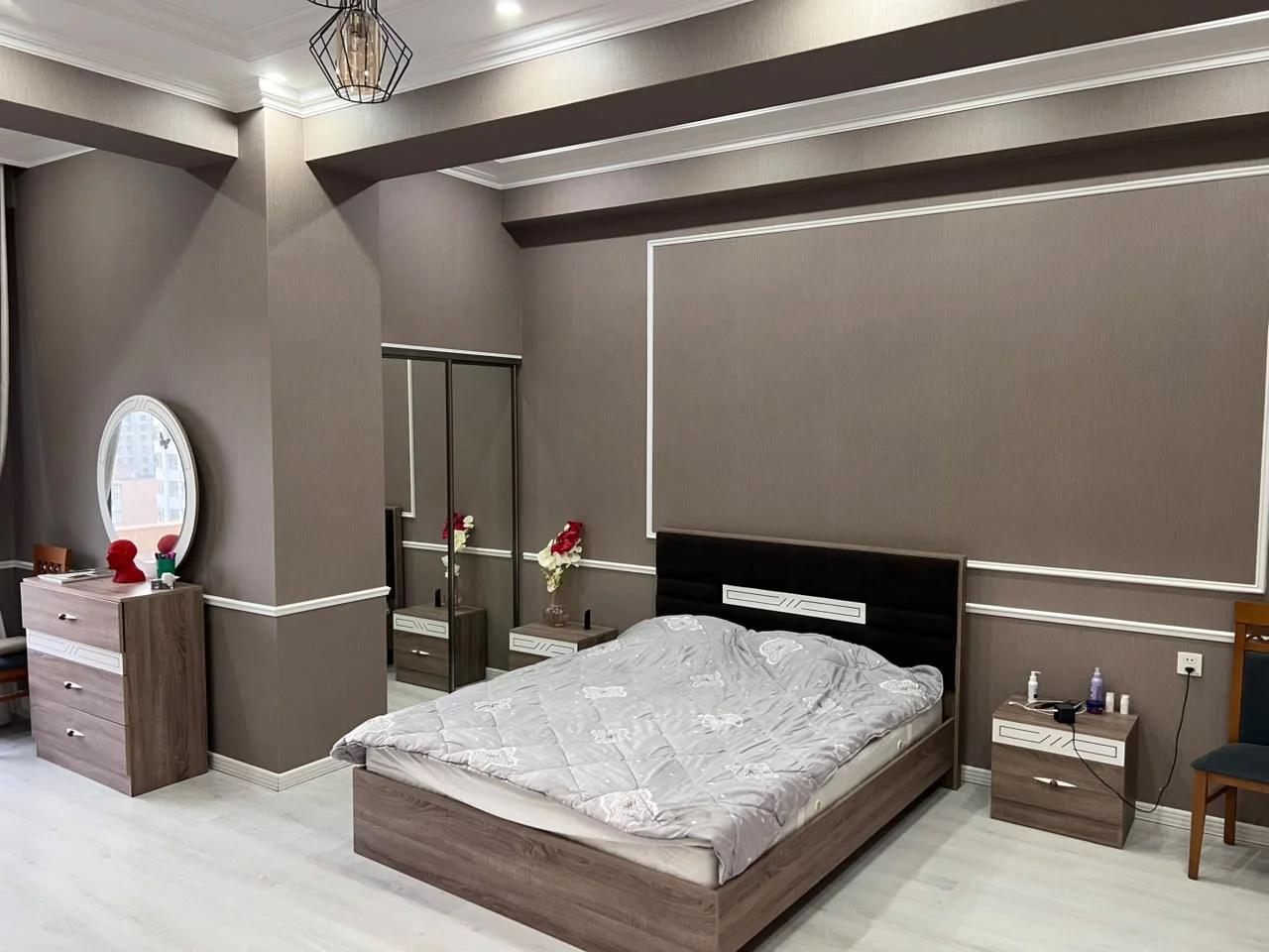 Kirayə 4 otaqlı Mənzil 180 m² Yasamal r.