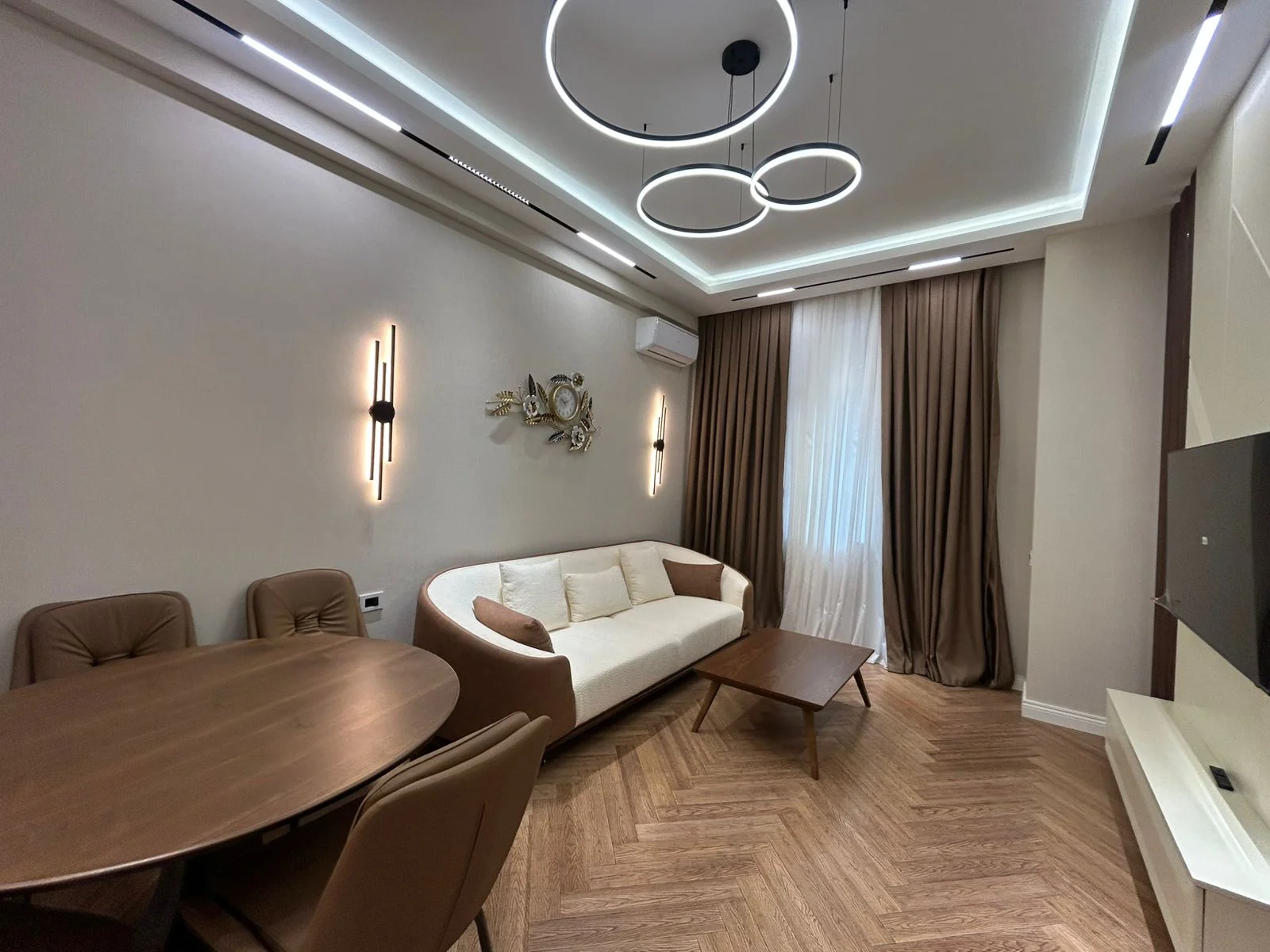 Kirayə 2 otaqlı Mənzil 70 m² Yasamal r. Elmlər Akademiyası m. – şəkil 19