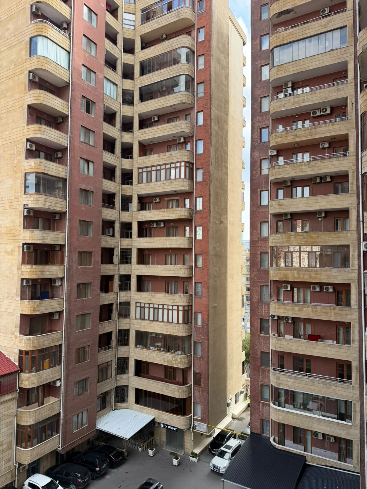 Satılır 2 otaqlı Mənzil 76 m² Yasamal r. Nizami m. – şəkil 14