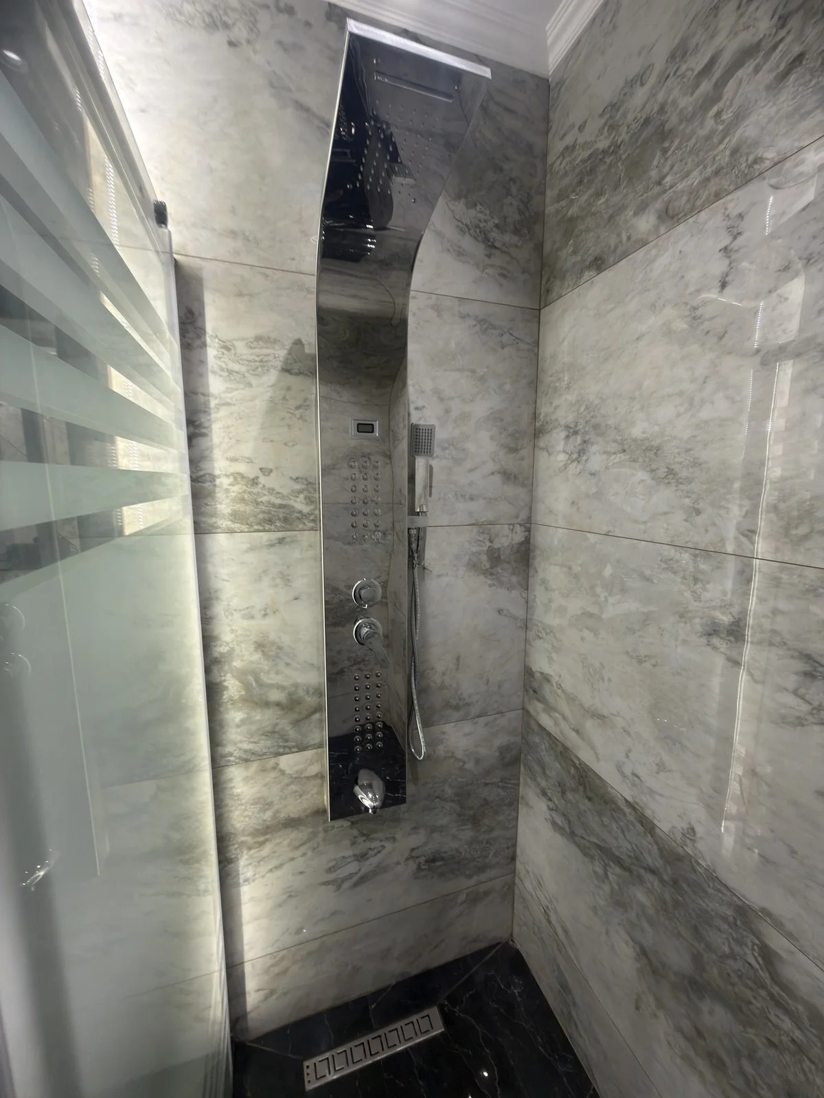 Kirayə 3 otaqlı Mənzil 115 m² Nəsimi r. – şəkil 17