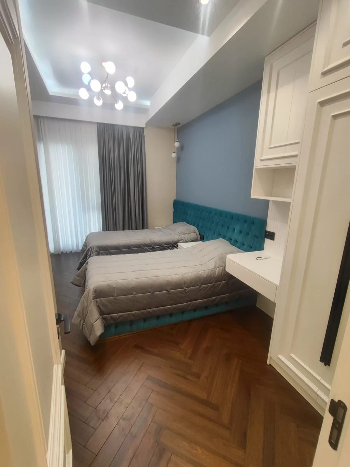Kirayə 3 otaqlı Mənzil 120 m² Xətai r.