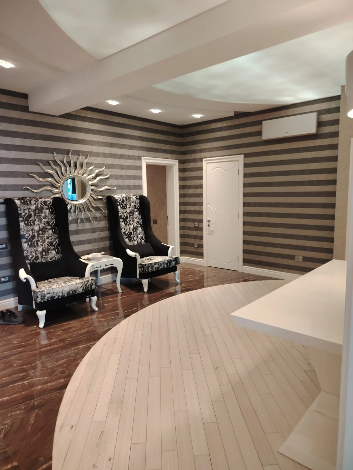 Kirayə 3 otaqlı Mənzil 190 m² Xətai r.