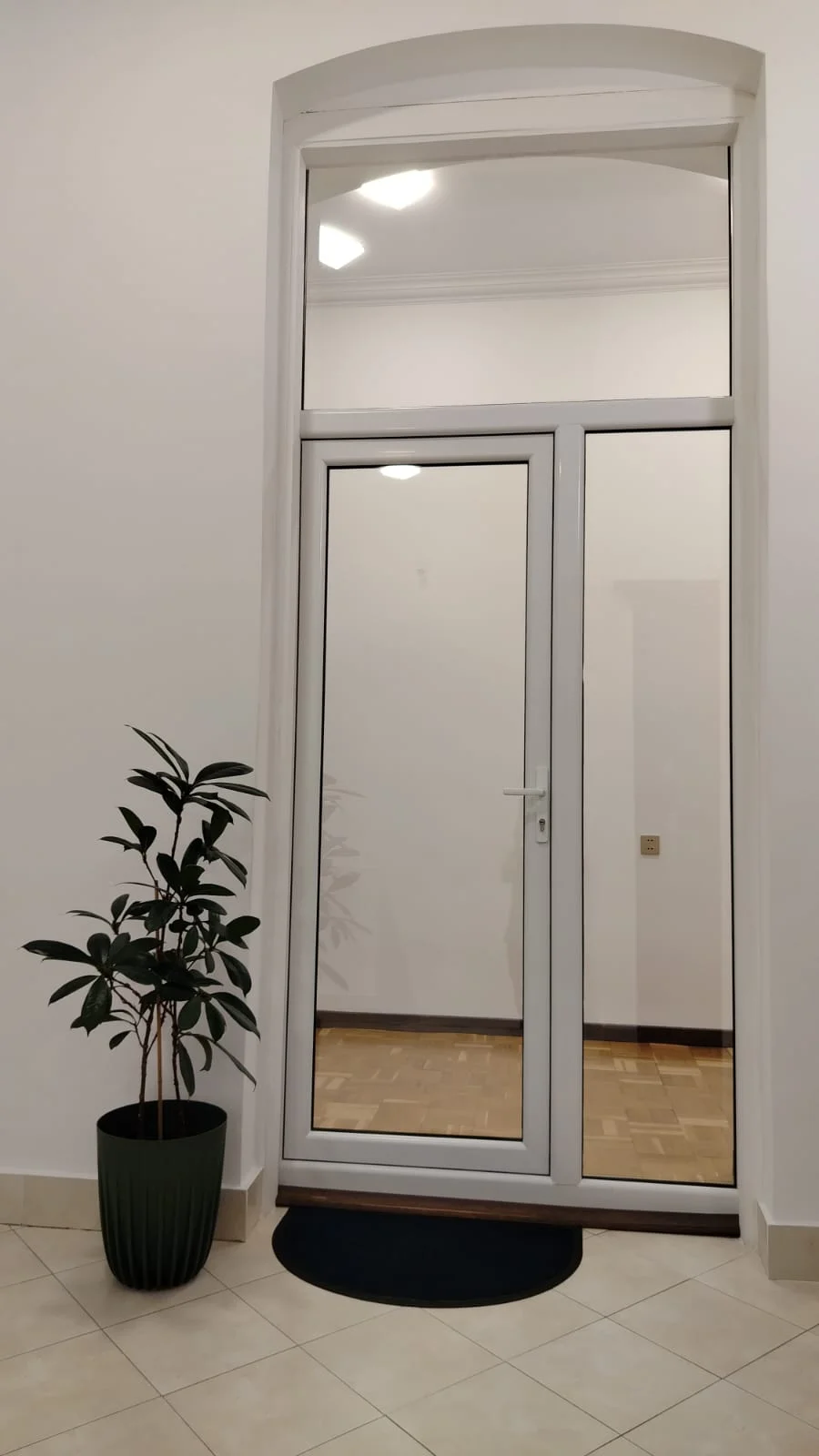 Kirayə 3 otaqlı Ofis 110 m² Nəsimi r.