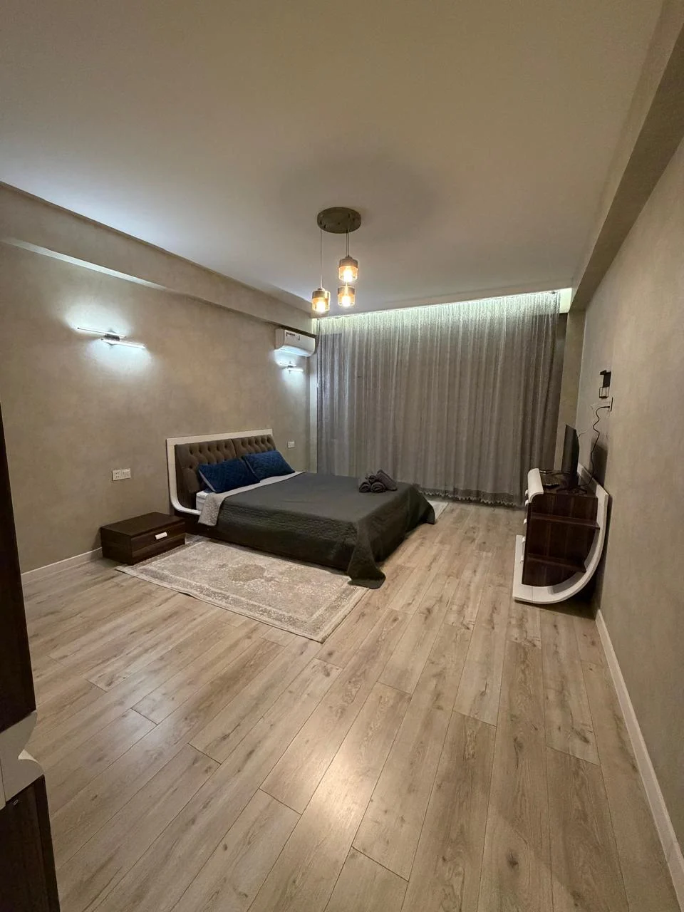 Kirayə 3 otaqlı Mənzil 110 m² Xətai r.